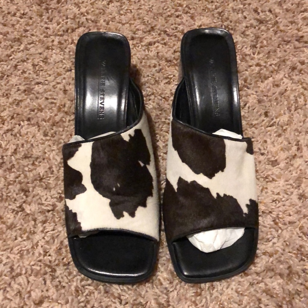 Gently Worn Cow Print Mules. 8.5M
